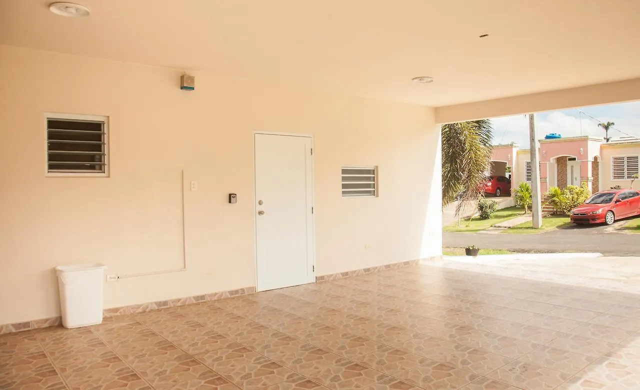 Arenales Vacational House Villa Isabela Nyaraló